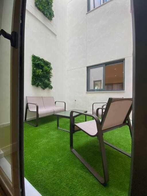 Seville Luxury Downtown Suite Luaran gambar